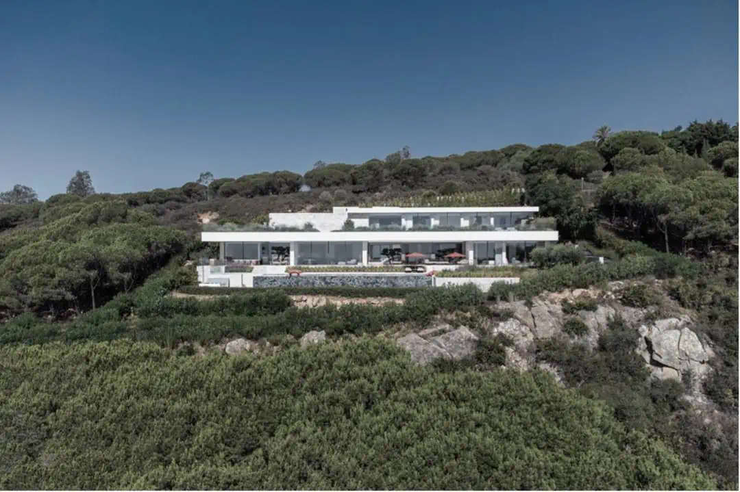 villa aire in sotogrande by ark